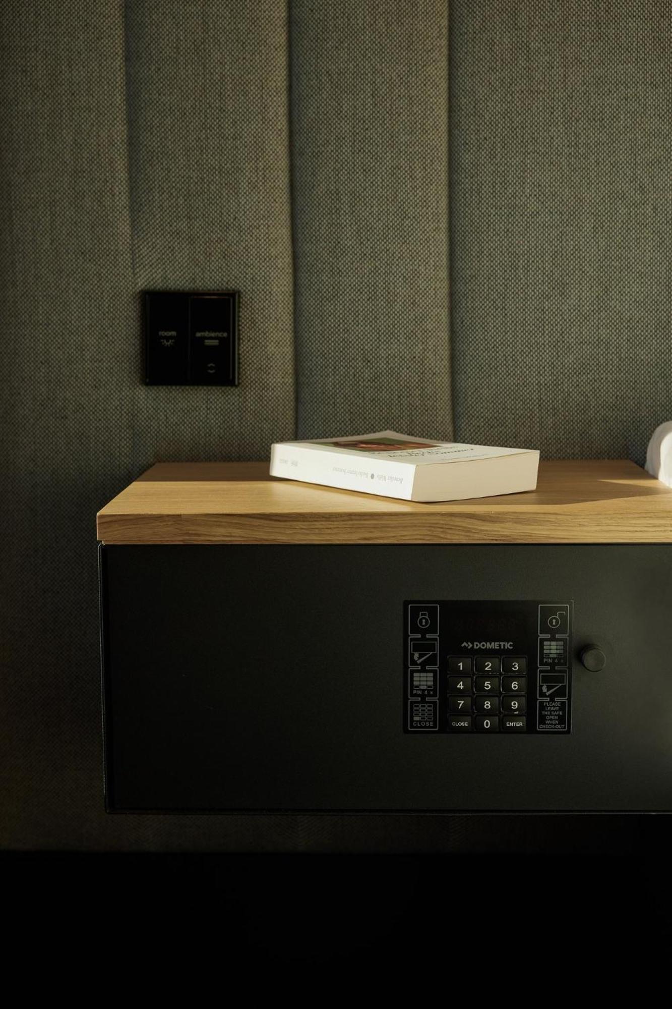 The Cloud One Duesseldorf-Koebogen Hotel Ngoại thất bức ảnh